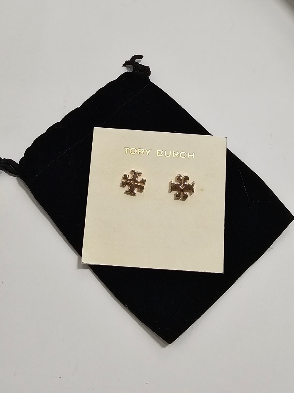 SOLD - Auth. Tory Burch Miller Logo Stud Earrings in Rose Gold - Lile New - Picture 2 of 6